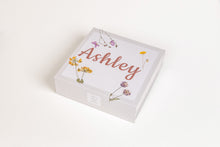 Load image into Gallery viewer, Lizush - 14 Bath Bombs Gift Box - 100% Natural and Relaxing