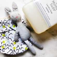 Load image into Gallery viewer, MamaSuds - The Eco-Friendly Laundry Detergent Soap
